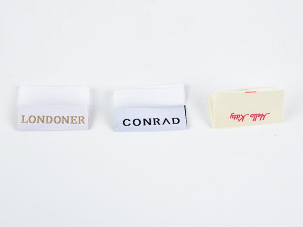 Computer woven label weaving