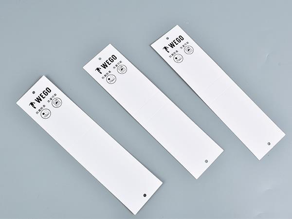 Customized hang tags